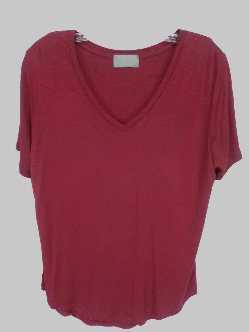 Massey's Women's V0neck Classic Short Sleeve Tee Red Size Large